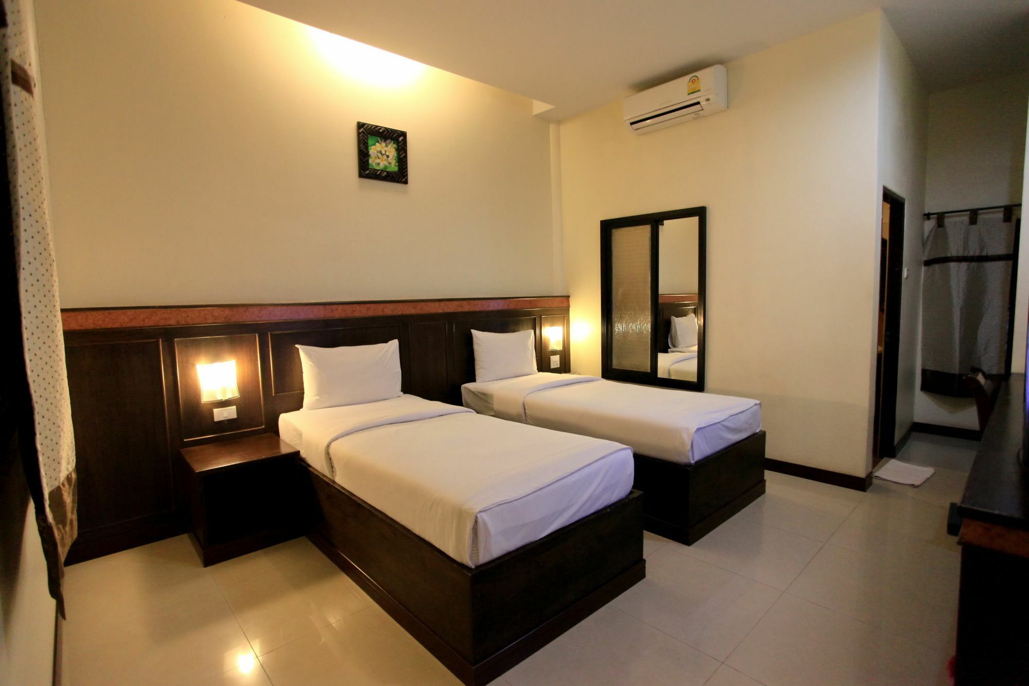 Room Place Chumphon Esterno foto